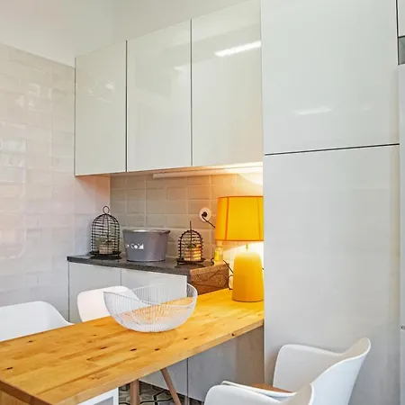 Colourful And Tasteful 2Bedroom Apartment In Graca Lisbon Exterior photo