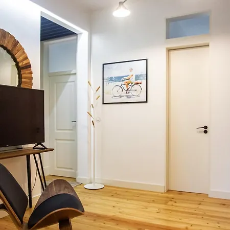 Colourful And Tasteful 2Bedroom Apartment In Graca Lisbon Exterior photo