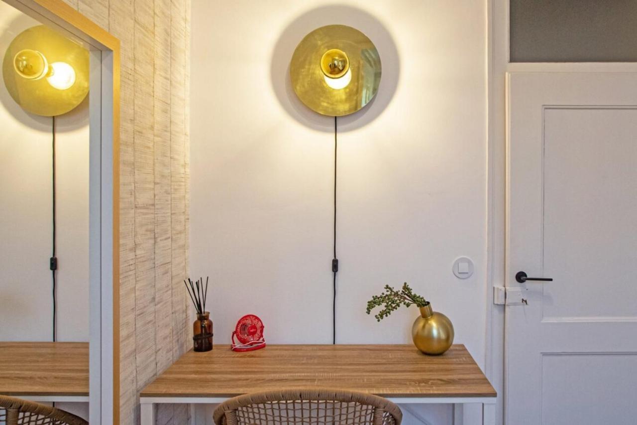 Colourful And Tasteful 2bedroom In Graca Appartamento Lisbona